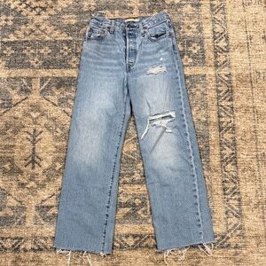 Levi's Distressed Light Blue Cropped Jeans